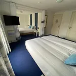 Bridges House - Centre Hotel