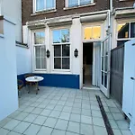 Hotel Bridges House - Centre Delft