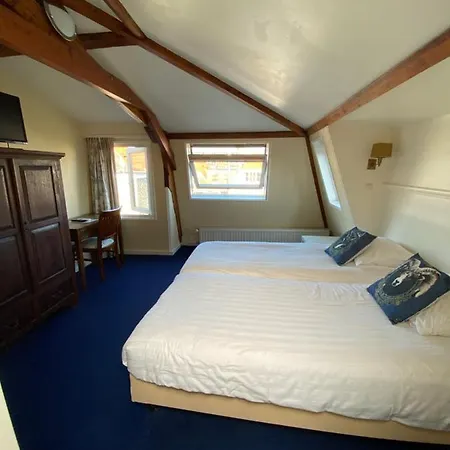 Bridges House - Centre فندق