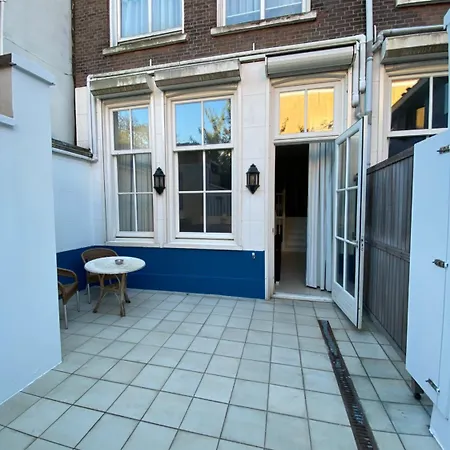 Bridges House - Centre 3*