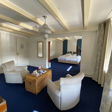 Bridges House - Centre Hotel