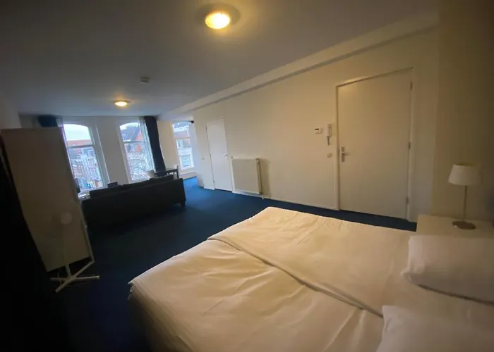 Bridges House - Centre