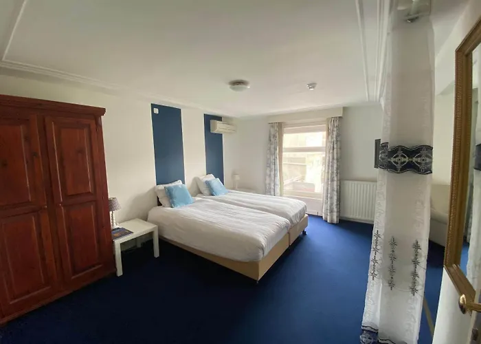 Bridges House - Centre 3*