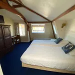 Bridges House - Centre Hotel