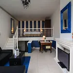 Bridges House - Centre