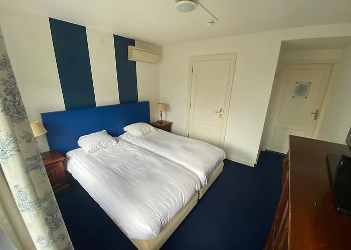 Bridges House - Centre 3*